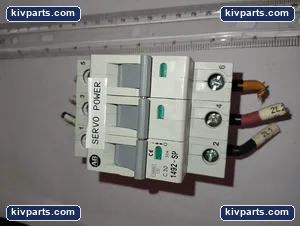 Allen-Bradley 1492-SP3C300 Circuit Breaker – actual item, photo 4 of 5