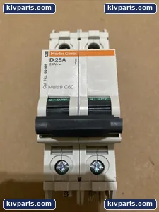 Merlin Gerin 60165 D-Curve Circuit Breaker – actual item, photo 2 of 8
