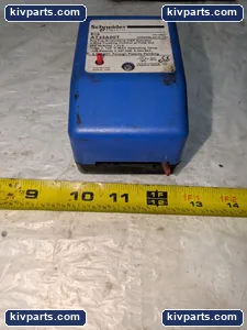 Schneider Electric AT33A00T – actual item, photo 2 of 4