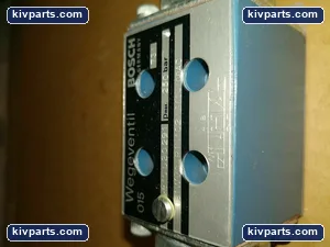 Bosch 0810020291 Hydraulic Directional Valve – actual item, photo 6 of 8
