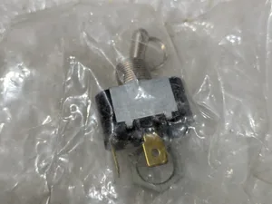 Toggle Switch 6A 125VAC 3A 250VAC Panel Mount Threaded Bushing Industrial Part
