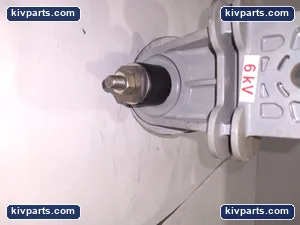 Cooper UNG06050A1A1B1A MOV Distribution Arrester – actual item, photo 4 of 5