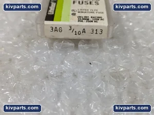 Littelfuse 313 Glass Five Slo-Blo Fuses – actual item, photo 2 of 4