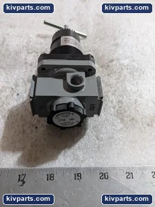 Milton Industries 1114 125 Regulator – actual item, photo 6 of 12