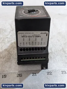 Watlow 146E-1J1D-3100 Temperature Controller – actual item, photo 3 of 7