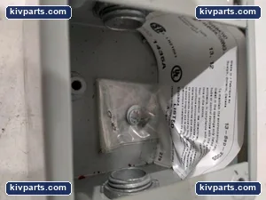 IDEC AVD301N-R Emergency Stop Switch – actual item, photo 2 of 7