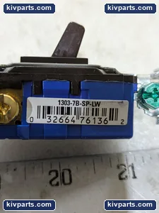 Eaton 1303-7B-SP-LW Toggle Light Switch – actual item, photo 8 of 9