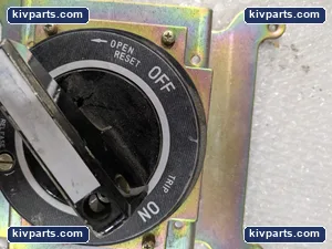 N-40 Circuit Breaker Disconnect – actual item, photo 2 of 6