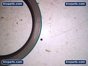 SKF CR-39922-USA Oil Seal – actual item, photo 2 of 7