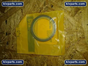 Caterpillar 116-3393 Tilt Cylinder Lip Seal – actual item, photo 2 of 2