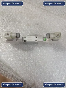 CKD 4GB249R-00-B-3 Pneumatic Solenoid Valve – actual item, photo 4 of 9