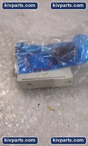 SMC VWO000-34A--F VQ1000 VV5Q1 Manifold Valve – actual item, photo 2 of 4