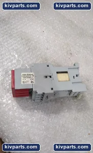 Allen-Bradley 700-CE310Z Safety Control Relay – actual item, photo 6 of 6