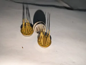 HOS 100AH 8244 TRANSISTOR Buffer Amplifier GOLD PINS METAL CAN...EACH