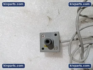 SMC ZSE4-01-25 Digital Vacuum Pressure Switch – actual item, photo 2 of 4