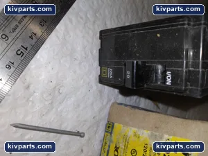 Square D QO220VH Circuit Breaker – actual item, photo 6 of 7
