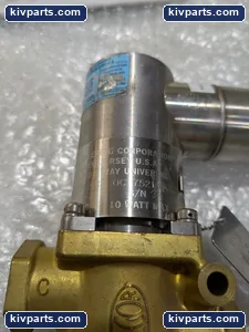Valcor V70900-65-23 +QDC Solenoid Valve – actual item, photo 3 of 8