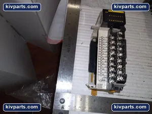 Omron CQM1-OC222 Relay – actual item, photo 3 of 4