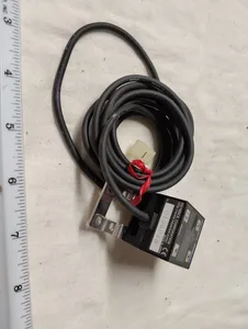 Keyence AP-40 Pressure Sensor
