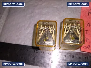 IDEC RY4S-U Relay Module – actual item, photo 2 of 4