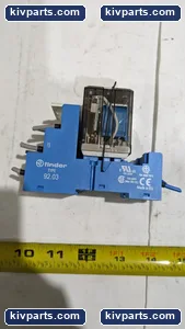 1SET FINDER RELAY TYPE 92.03 24DC – actual item, photo 2 of 4