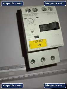 Siemens 3RV1011-1HA10 Circuit Breaker – actual item, photo 3 of 7