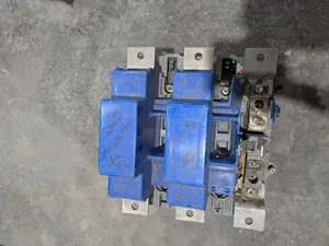 Cutler-Hammer 10-5822 Size 6 Contactor