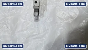 SMC VQZ115-5L1-C4-PR-Q Valve – actual item, photo 9 of 12