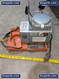 Allied Gomco 3001 – actual item, photo 5 of 7