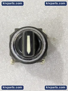 IDEC BS010E ASTN Selector Switch Black Knob – actual item, photo 2 of 12