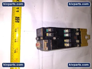 Allen-Bradley 700-P400A1 AC Relay – actual item, photo 2 of 10