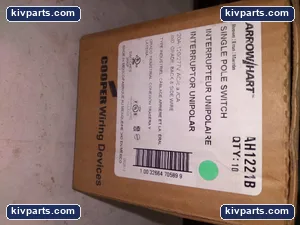 Cooper AH1221B Arrow Hart Switch – actual item, photo 5 of 6