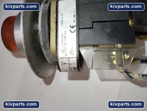 Allen-Bradley 800T-FXQH24R Orange Push Button Switch – actual item, photo 3 of 6