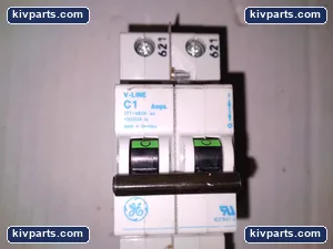 General Electric C1 Miniature Circuit Breaker – actual item, photo 2 of 5