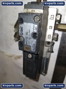 SMC NVFR2100-5FZ Valve – actual item, photo 3 of 7