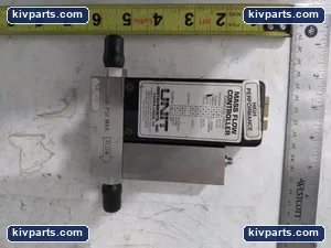 Unit Instruments UFC-1200A Mass Flow Controller – actual item, photo 2 of 3