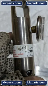 B&f Medical 24017-BSCH 50 PSI Oxygen Regulator – actual item, photo 3 of 6