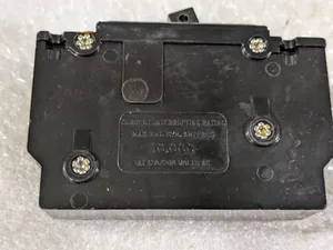 Cutler-Hammer 10KAIC QuickLag Circuit Breaker