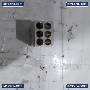 AL7CU 6 Port Power Distribution Block – actual item, photo 2 of 5