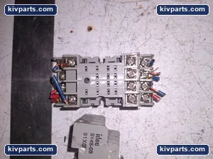 IDEC SY4S-05 Relay – actual item, photo 3 of 6