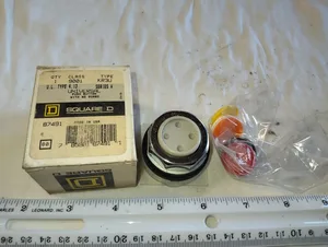Square D KR3U Universal Push Button