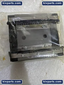 THK HRW27CR1SS GK Linear Guide Bearing Block – actual item, photo 5 of 8