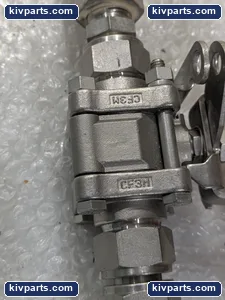 Swagelok SS-63TS12-JLK Whitey 316 Ball Valve – actual item, photo 4 of 7