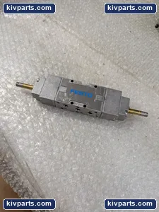 Festo JMFH-5-1/8-B 30486 Pneumatic Solenoid Valve – actual item, photo 2 of 6