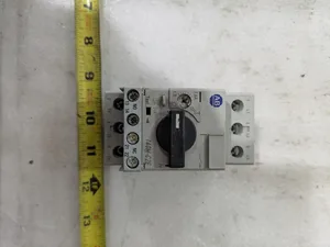Allen-Bradley 140M-C2E-B16 Circuit Breaker