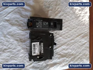 Siemens Q120 Circuit Breaker – actual item, photo 3 of 4
