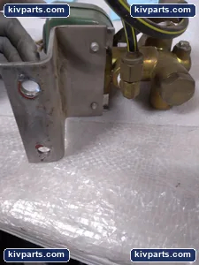 ASCO HB8300 Red Hat Solenoid Valve – actual item, photo 2 of 5