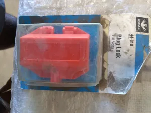 Ideal 44-818 Plug