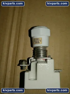 Fuji Electric 41-8746 Ceramic Fuse Holder – actual item, photo 3 of 3