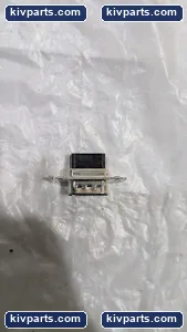AMP AMP2028 Connector – actual item, photo 4 of 6